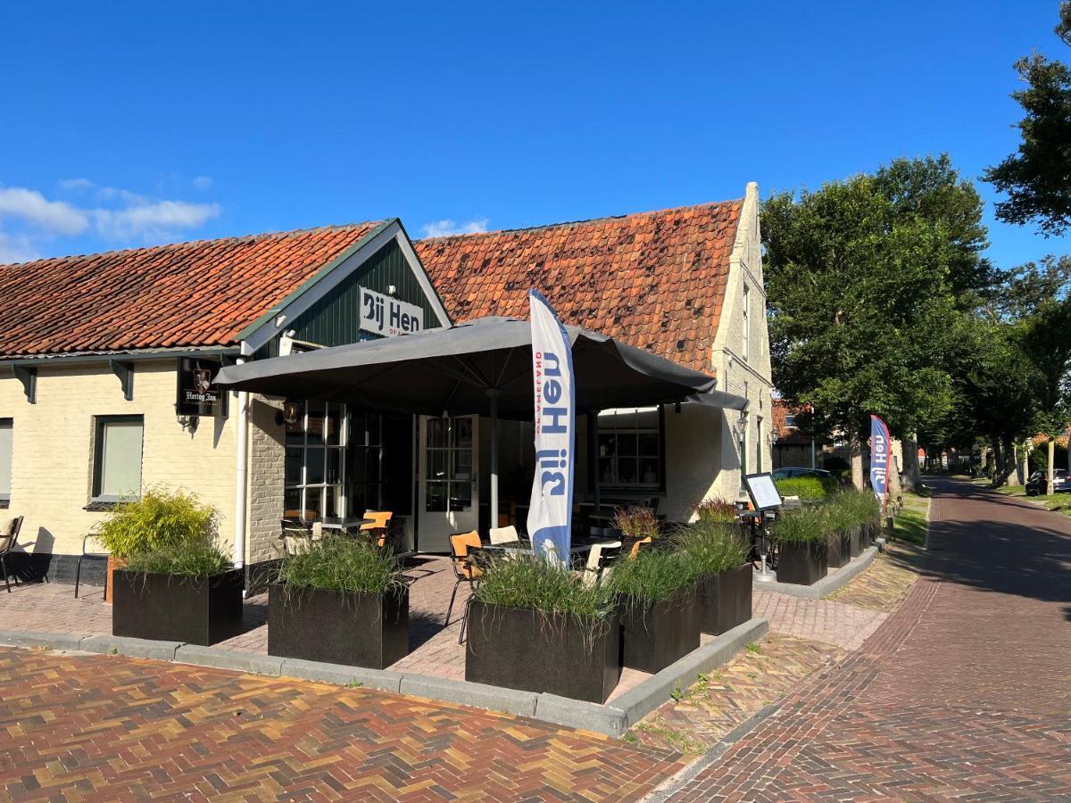 Bij Hen Op Ameland Hotel ฮอลลุม ภายนอก รูปภาพ